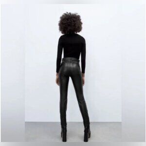Zara Black Skinny Pants